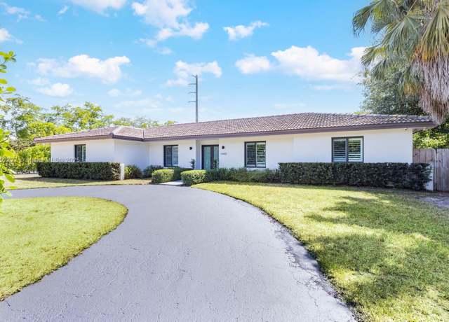 Property at 14405 SW 84th Ct, Palmetto Bay, FL 33158, 4 beds, 3.5 baths