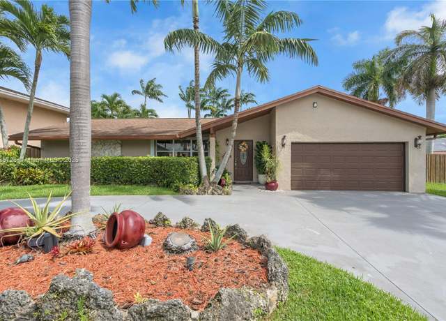 Property at 12861 SW 149th St, Miami, FL 33186, 4 beds, 3 baths