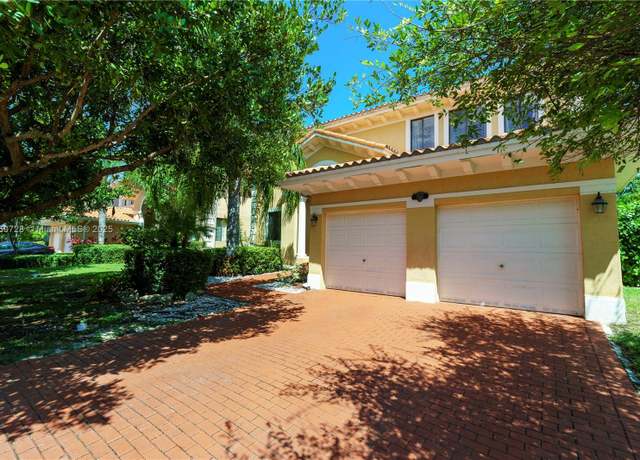 Property at 7547 SW 191st St, Cutler Bay, FL 33157, 5 beds, 4 baths