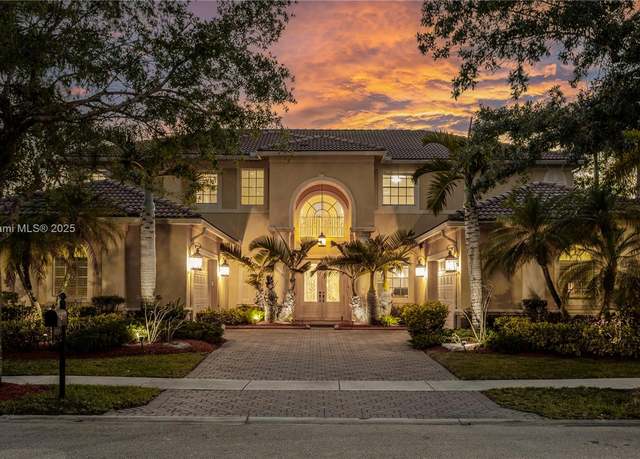 Property at 3837 E Coquina Way, Weston, FL 33332, 6 beds, 5.5 baths