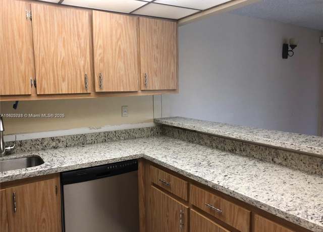 Property at 5995 Washington St #233, Hollywood, FL 33023, 2 beds, 2 baths