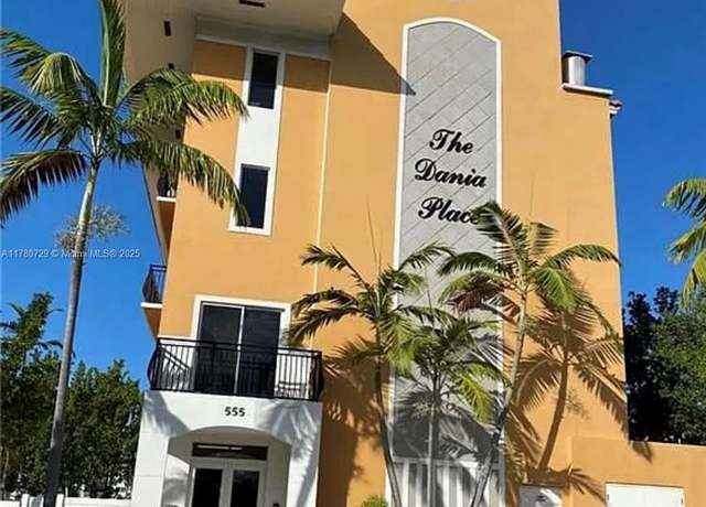 Property at 555 E Dania Beach Blvd #4, Dania Beach, FL 33004, 3 beds, 2 baths