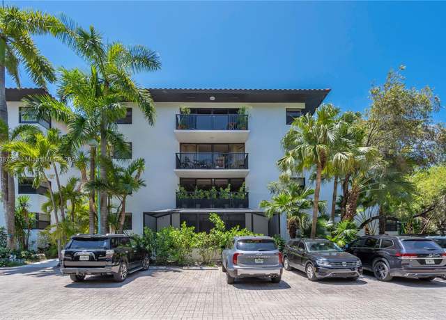 Property at 101 Ocean Lane Dr #4012, Key Biscayne, FL 33149, 3 beds, 2 baths