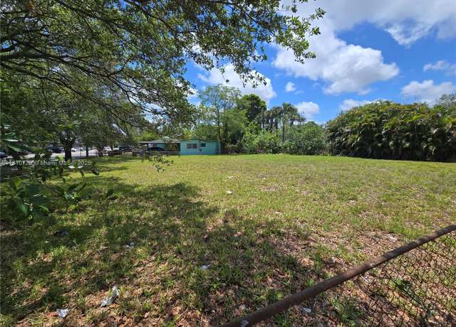 Property at 833 NW 12th Ave, Fort Lauderdale, FL 33311