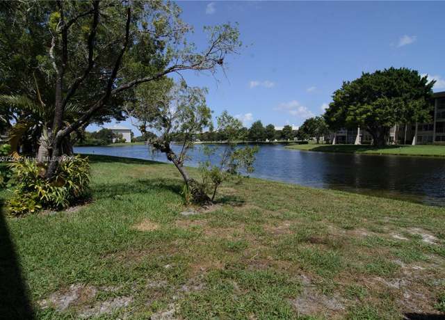 Property at 9420 Poinciana Pl #115, Davie, FL 33324, 2 beds, 2 baths