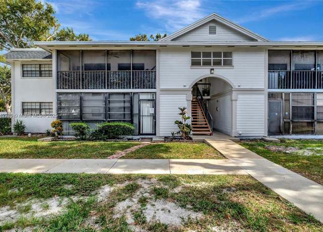 Property at 18965 NW 62nd Ave #210, Hialeah, FL 33015, 2 beds, 2 baths