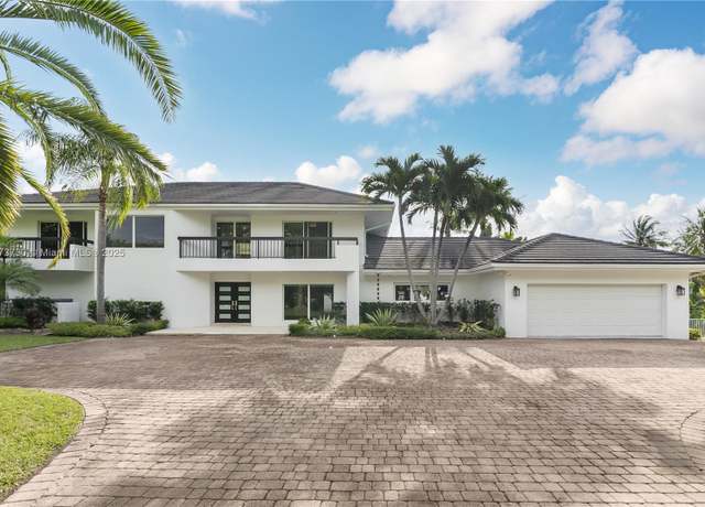 Property at 413 Santurce Ave, Coral Gables, FL 33143, 7 beds, 6.5 baths