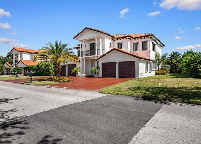 Property at 7767 SW 188th St, Cutler Bay, FL 33157, 5 beds, 4 baths