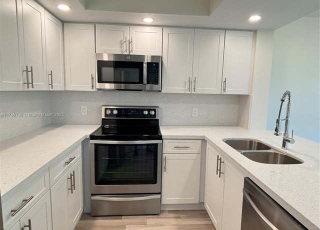 Property at 100 SW 130th Ter Unit 303C, Pembroke Pines, FL 33027, 1 bed, 1 bath