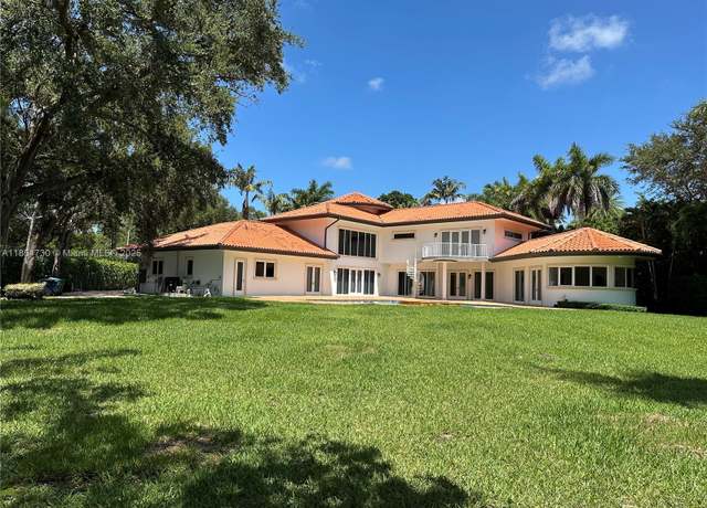 Property at 10600 SW 69th Ave, Pinecrest, FL 33156, 6 beds, 4.5 baths