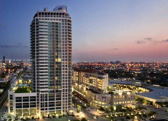 Property at 3301 NE 1st Ave Unit H1705, Miami, FL 33137, 1 bed, 1.5 baths