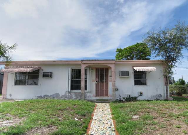 Property at 525 NW 16th St, Pompano Beach, FL 33060, 2 beds, 1 bath