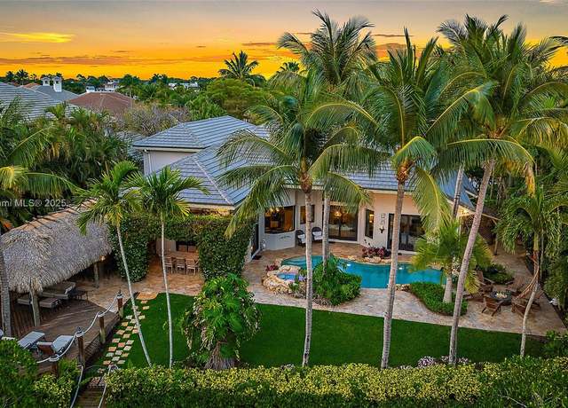 Property at 19028 SE Windward Island Ln, Jupiter, FL 33458, 5 beds, 3.5 baths