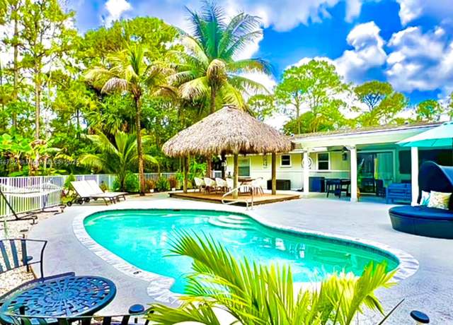 Property at 12394 N 61st Ln N, West Palm Beach, FL 33412, 4 beds, 2 baths