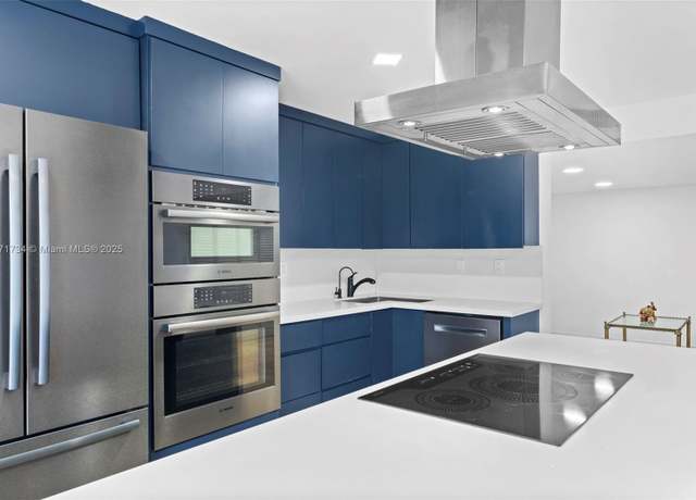 Property at 1002 NE 24th Ave #188, Hallandale Beach, FL 33009, 3 beds, 3 baths