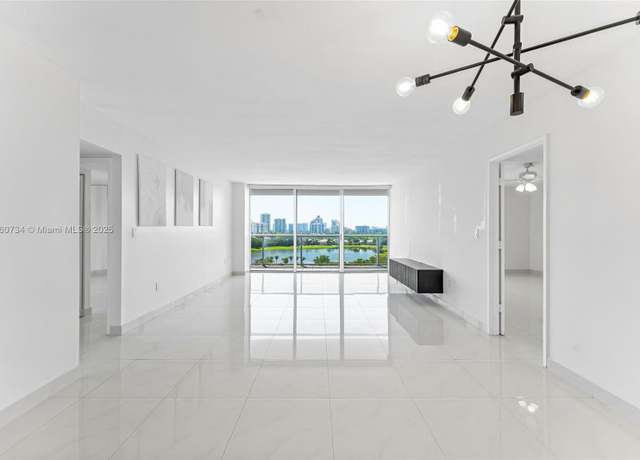 Property at 3701 N Country Club Dr #1206, Aventura, FL 33180, 2 beds, 2 baths