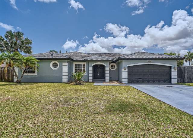 Property at 12846 SW 211th Ter, Miami, FL 33177, 4 beds, 2 baths