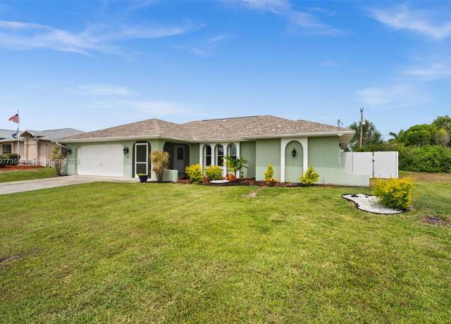 Property at 415 SE 12th Ct, Cape Coral, FL 33990, 3 beds, 2 baths