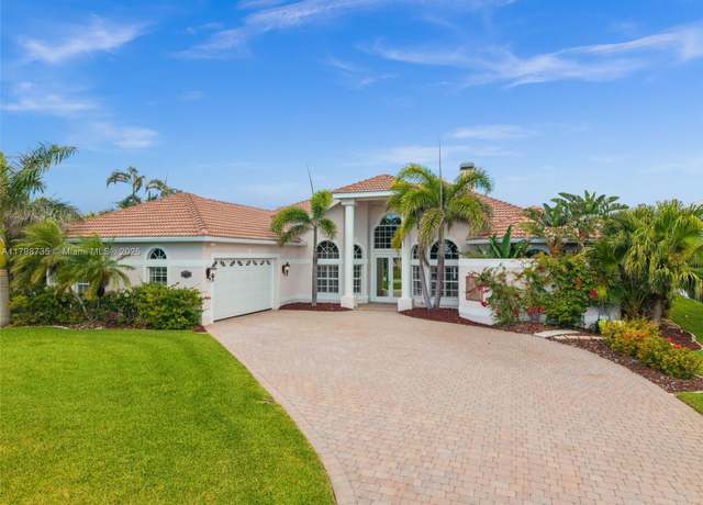 Property at 2501 SW 53rd Ter, Cape Coral, FL 33914, 3 beds, 2.5 baths