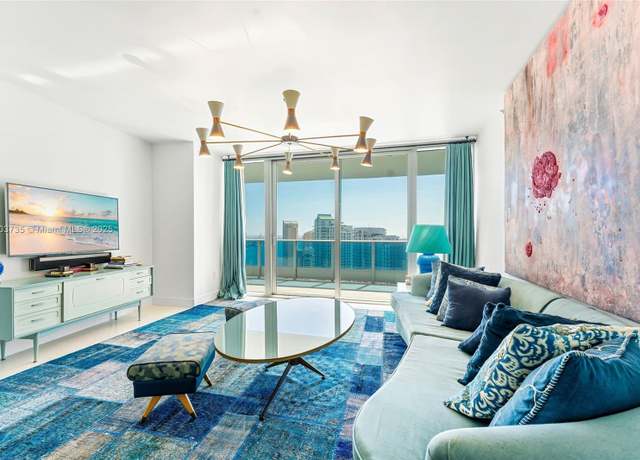Property at 200 Biscayne Boulevard Way #4005, Miami, FL 33131, 1 bed, 1.5 baths