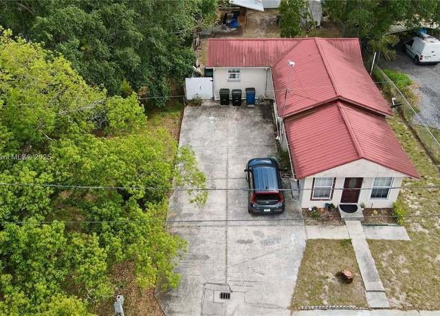 Property at 10 Bruce Ave, Frostproof, FL 33843, 2 beds, 2 baths