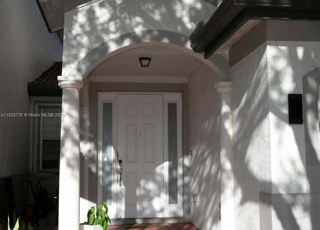 Property at 8159 NW 116th Ct, Doral, FL 33178, 4 beds, 3 baths