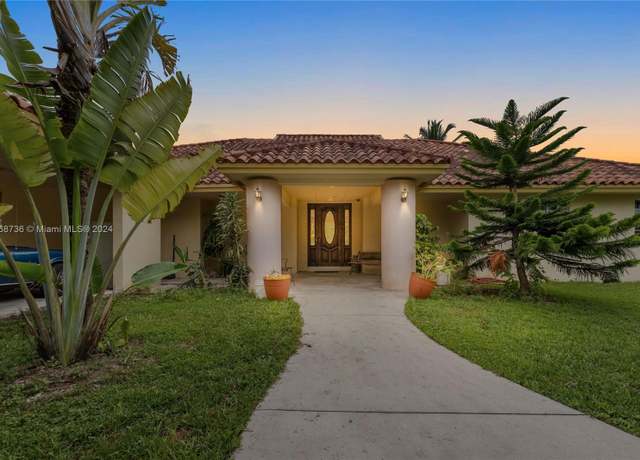 Property at 35295 SW 189th Ave, Homestead, FL 33034, 3 beds, 2.5 baths