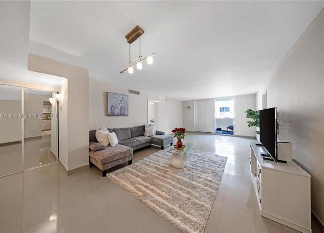 Property at 1833 S Ocean Dr #809, Hallandale Beach, FL 33009, 2 beds, 2 baths