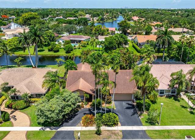 Property at 1180 NW 100th Way, Plantation, FL 33322, 4 beds, 2.5 baths