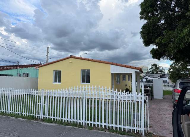 Property at 685 SE Park Dr, Hialeah, FL 33010, 3 beds, 1.5 baths