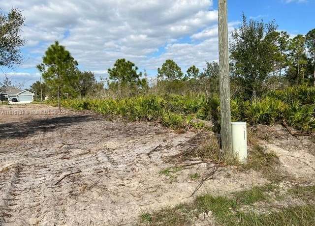 Property at 2708 38 St W, Lehigh Acres, FL 33971