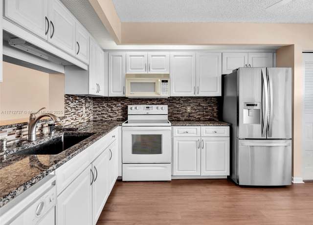 Property at 800 SW 125th Way Unit 407O, Pembroke Pines, FL 33027, 2 beds, 2 baths