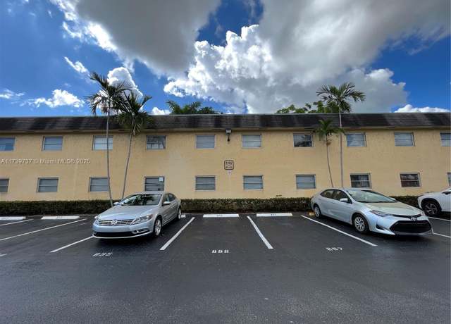 Property at 5192 NE 6th Ave #802, Oakland Park, FL 33334, 1 bed, 1 bath