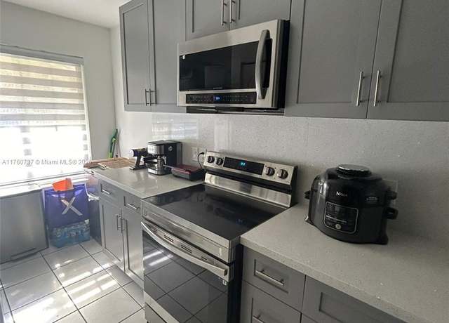 Property at 8310 NW 10th St #2, Miami, FL 33126, 2 beds, 2.5 baths