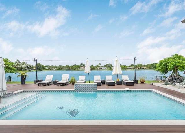 Property at 9291 SW 88th St, Miami, FL 33176, 4 beds, 4 baths