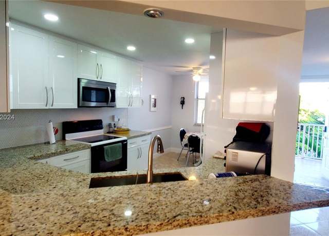 Property at 2521 NW 104th Ave #402, Sunrise, FL 33322, 2 beds, 2 baths