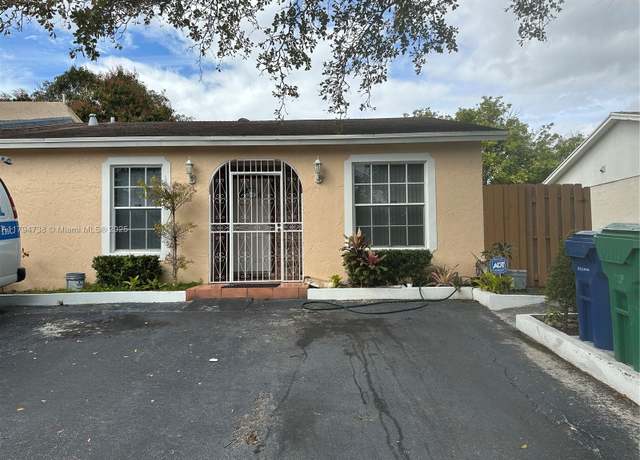 Property at 2733 NW 204th Ln, Miami Gardens, FL 33056, 4 beds, 2 baths