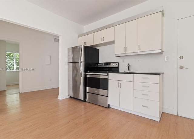 Property at 1219 Meridian Ave #4, Miami Beach, FL 33139, 2 beds, 1 bath