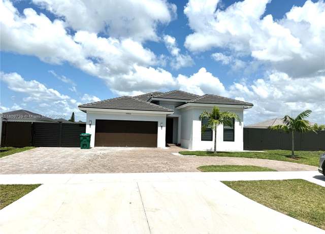 Property at 30806 SW 192nd Ave, Homestead, FL 33030, 4 beds, 4 baths
