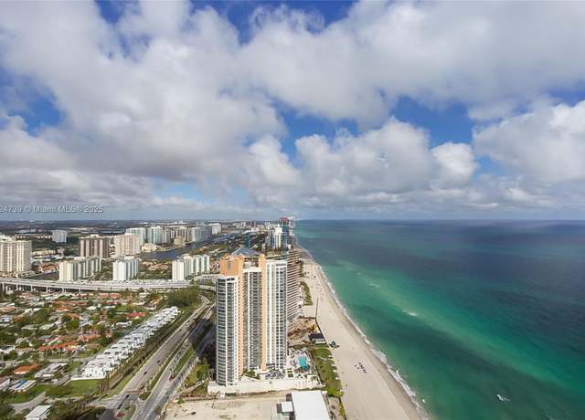 Property at 18555 Collins Ave #4605, Sunny Isles Beach, FL 33160, 4 beds, 4.5 baths