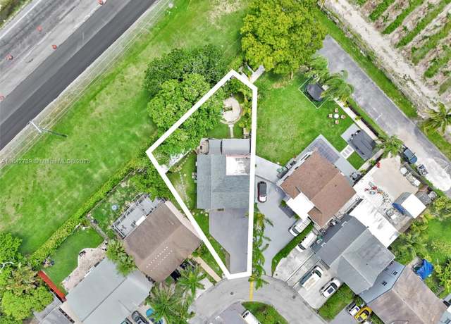 Property at 11953 SW 268th Ter, Homestead, FL 33032, 4 beds, 3 baths