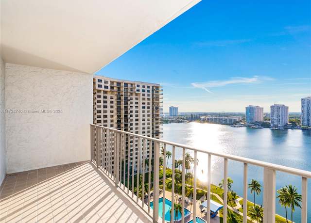 Property at 18181 NE 31st Ct #1601, Aventura, FL 33160, 2 beds, 2 baths