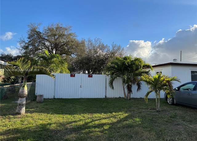 Property at 2770 NW 164th Ter, Miami Gardens, FL 33054, 4 beds, 2 baths