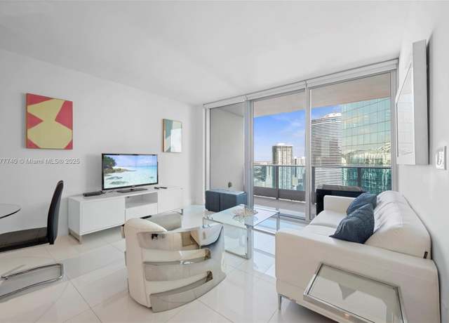 Property at 200 Biscayne Blvd Way #4311, Miami, FL 33131, 1 bed, 1.5 baths