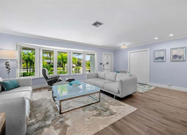 Property at 4811 Grant St, Hollywood, FL 33021, 3 beds, 2 baths