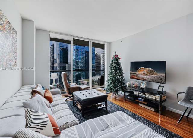 Property at 55 SE 6th St #3106, Miami, FL 33131, 1 bed, 1 bath