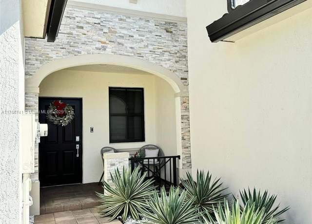 Property at 22963 SW 127th Ct #22963, Miami, FL 33170, 3 beds, 2.5 baths