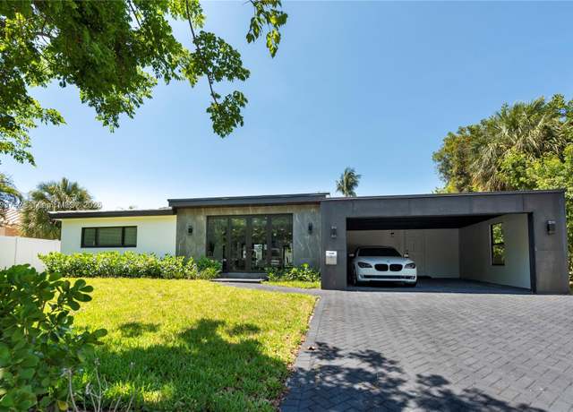 Property at 2308 SE 18 St, Fort Lauderdale, FL 33316, 3 beds, 3 baths