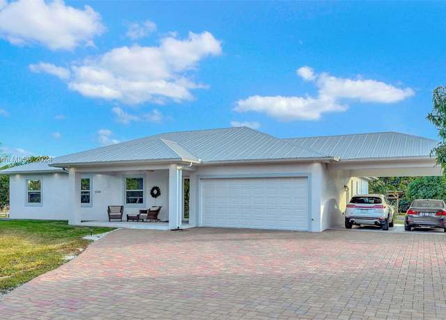 Property at 21320 SW 232nd St, Miami, FL 33170, 4 beds, 3 baths