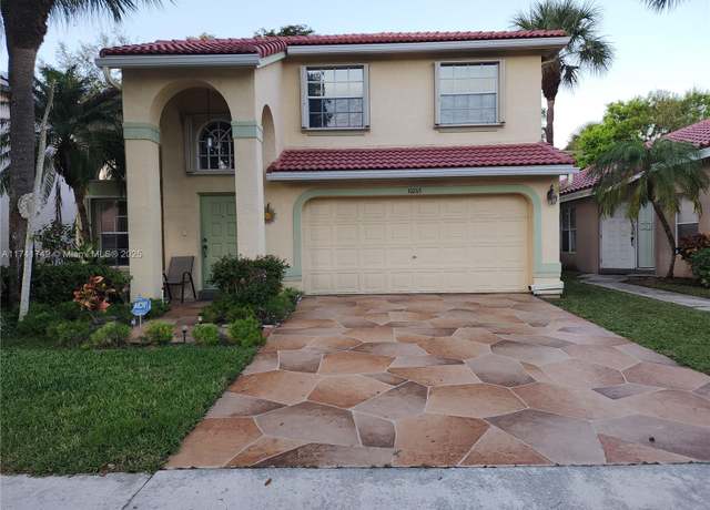 Property at 10265 N Serene Meadow Dr N, Boca Raton, FL 33428, 3 beds, 2.5 baths